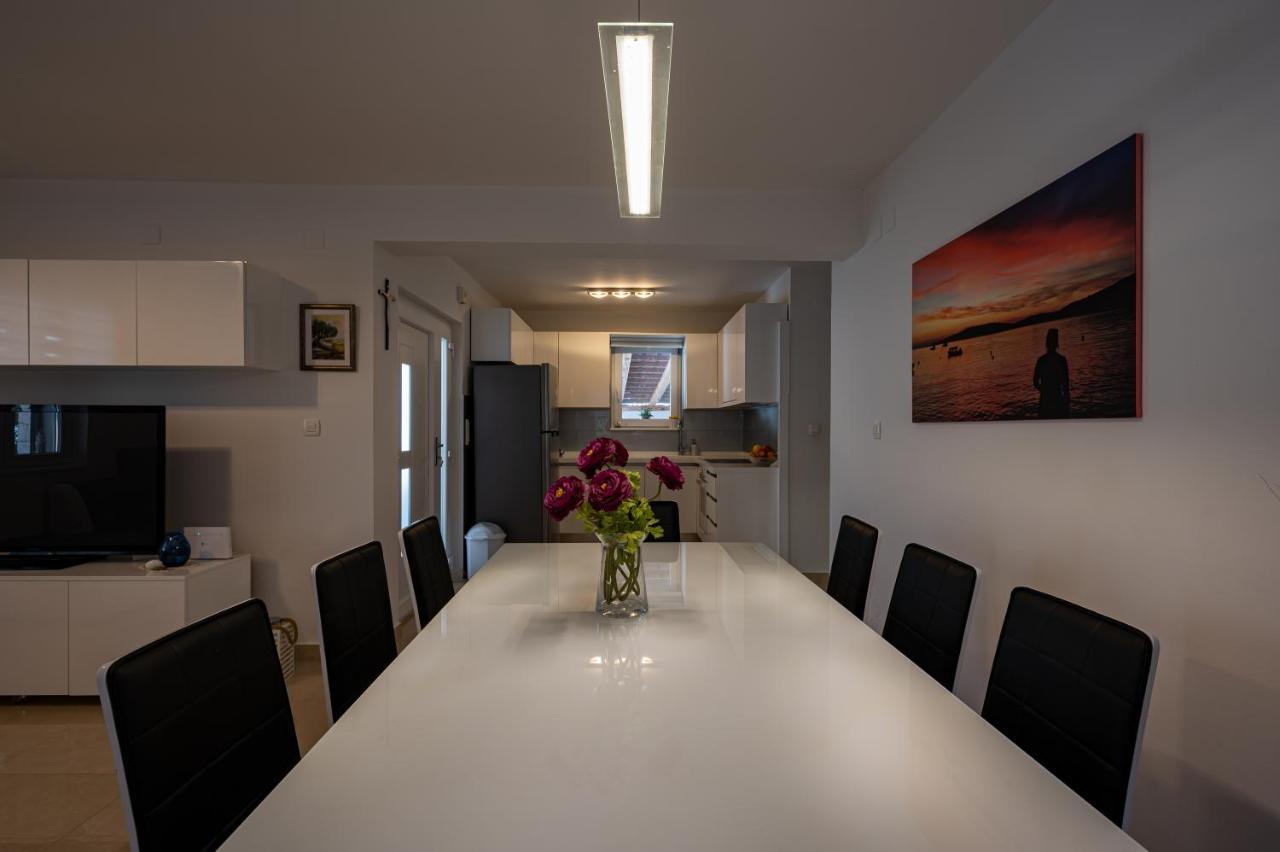 Villa Vesa Sevid Exteriér fotografie