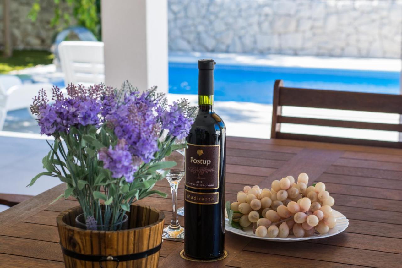 Villa Vesa Sevid Exteriér fotografie